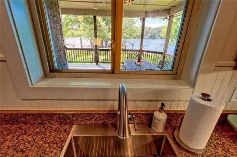 Kitchen - 4610 Murray Cove Rd, Tiger, GA 30576 photo 4 of 5