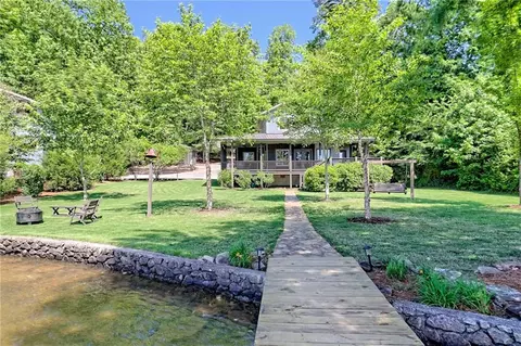 Exterior - 4610 Murray Cove Rd, Tiger, GA 30576 photo 15 of 23
