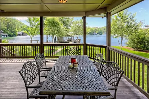 Exterior - 4610 Murray Cove Rd, Tiger, GA 30576 photo 6 of 23