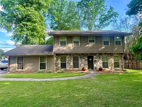 4506 Town Crier Rd SW, Lilburn, GA 30047