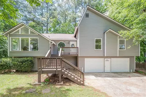 2071 Arrowhead Trl, Marietta, GA 30062