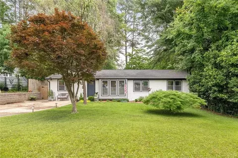 2572 Beverly Hills Dr, Chamblee, GA 30341