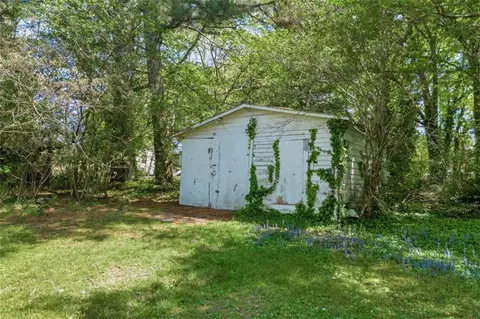 Exterior - 1097 Mize Rd, Toccoa, GA 30577 photo 13 of 13