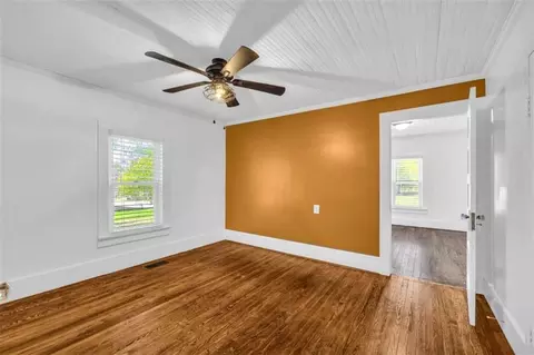 Bedroom - 1097 Mize Rd, Toccoa, GA 30577 photo 5 of 6