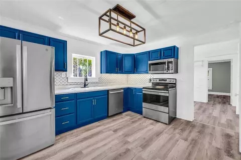 Kitchen - 1097 Mize Rd, Toccoa, GA 30577 photo 3 of 7