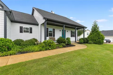 163 Stillmeadow Dr, Commerce, GA 30529 photo 3