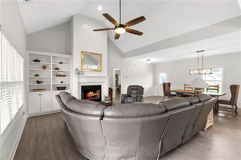 163 Stillmeadow Dr, Commerce, GA 30529 photo 7