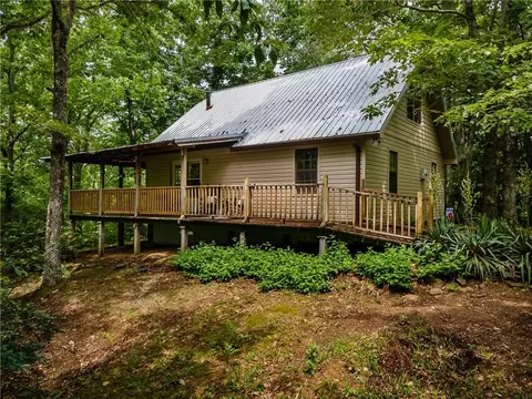 836 Sulphur Springs Rd, Fairmount, GA 30139