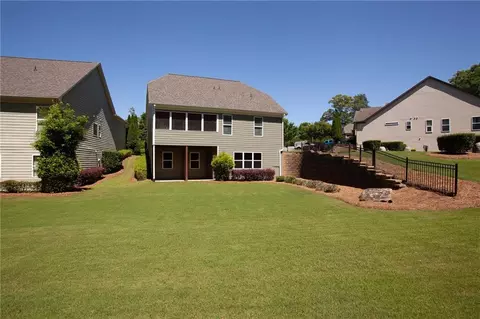 3032 Scarlet Oak Ln SW, Gainesville, GA 30504