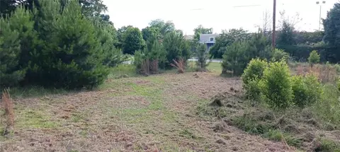 1740 Dixon Dr, Macon, GA 31204