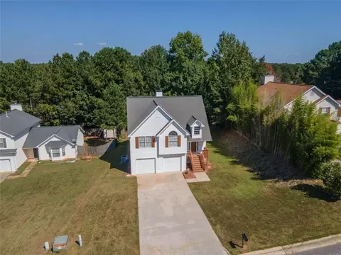 10074 Tara Glynn Dr, Hampton, GA 30228