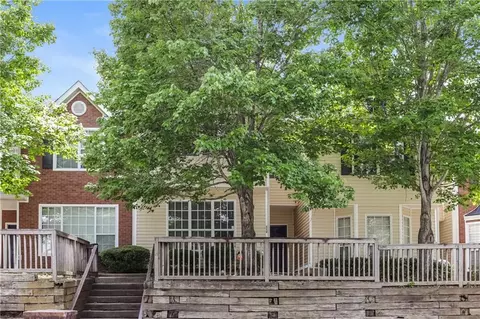 112 Hawkeye Ln, Conyers, GA 30012