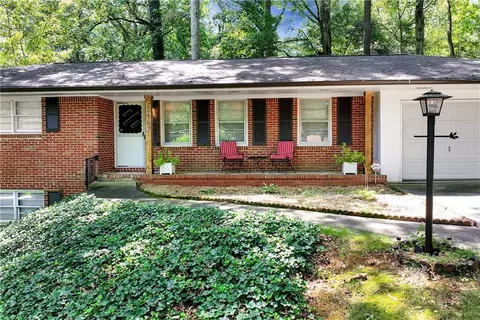 5582 Brady Dr, Stone Mountain, GA 30087
