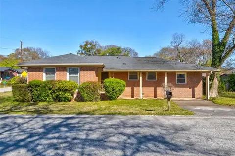 5136 Jones Rd, Forest Park, GA 30297