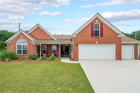 1382 Fountain Lakes Drive Dr, Lawrenceville, GA 30043