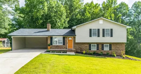 275 Timber Ridge Trl, Carrollton, GA 30117