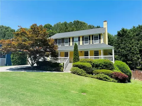 5425 Windswept Trce, Sugar Hill, GA 30518