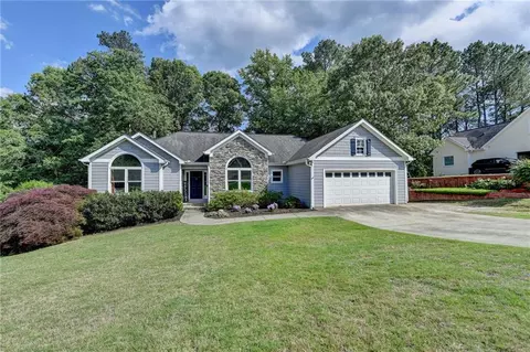 Exterior - 1882 Flowering Dr, Grayson, GA 30017 photo 2 of 6