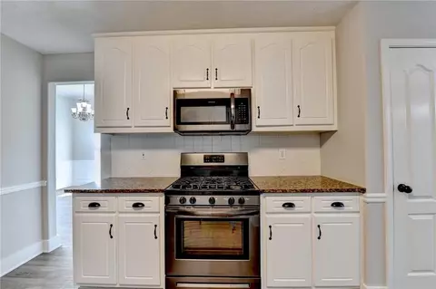 Kitchen - 1882 Flowering Dr, Grayson, GA 30017 photo 8 of 8