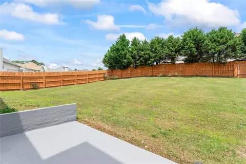 Exterior - 507 Vaughan Dr, Hampton, GA 30228 photo 2 of 6