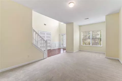 Living - 507 Vaughan Dr, Hampton, GA 30228 photo 1 of 6