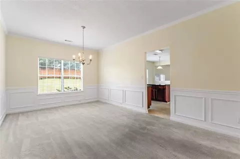 Living - 507 Vaughan Dr, Hampton, GA 30228 photo 2 of 6