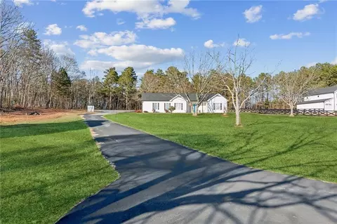 397 Harvey Lokey Rd, Bethlehem, GA 30620