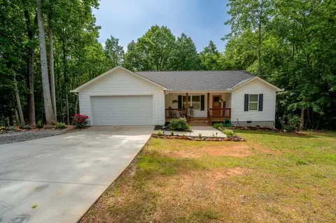 462 Day Star Ln, Mount Airy, GA 30563