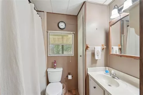 Bath - 293 Timber Ridge Dr, Athens, GA 30607 photo 2 of 2
