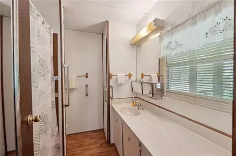 Bath - 293 Timber Ridge Dr, Athens, GA 30607 photo 1 of 2