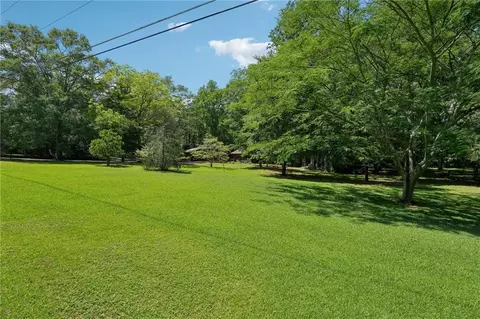 Exterior - 293 Timber Ridge Dr, Athens, GA 30607 photo 4 of 29