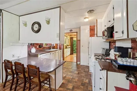Kitchen - 293 Timber Ridge Dr, Athens, GA 30607 photo 6 of 6
