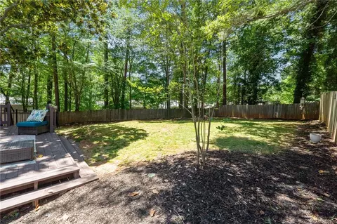 Exterior - 4031 E Meadow Dr, Duluth, GA 30096 photo 4 of 4