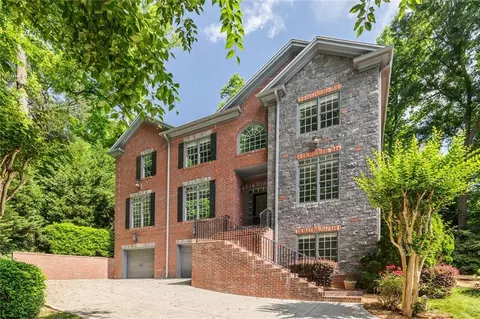 576 Cliftwood Ct, Sandy Springs, GA 30328