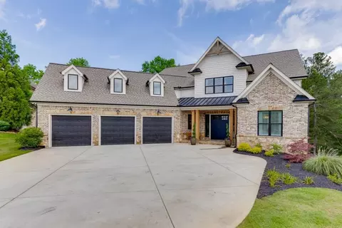 4781 Falling Brook Dr, Flowery Branch, GA 30542