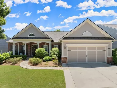 6941 Cherry Blossom Ln, Hoschton, GA 30548
