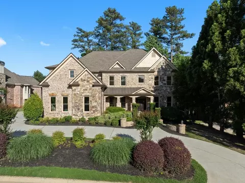 8805 Merion Dr, Duluth, GA 30097