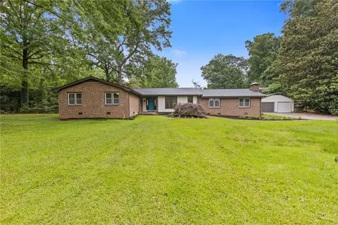 679 Creek View Dr, Lawrenceville, GA 30044