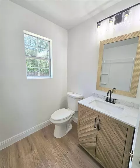Bath - 681 Burtons Cv, Hampton, GA 30228 photo 6 of 7