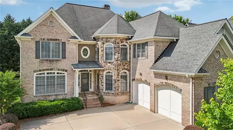 2871 Trailing Ivy Way, Buford, GA 30519