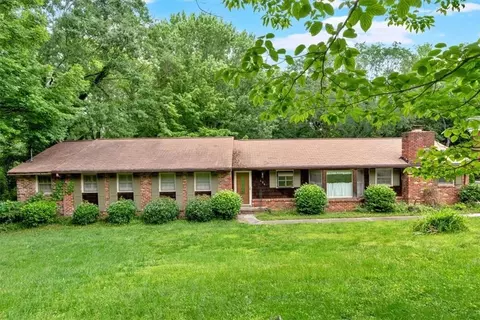 124 Chaseland Rd, Atlanta, GA 30328