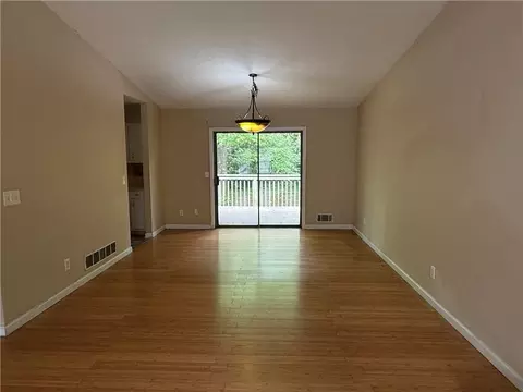 2685 Hyde Cir, Duluth, GA 30096 photo 5