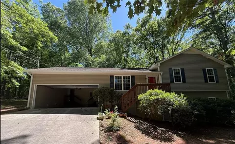 261 Salley Duke Dr, Whitesburg, GA 30185