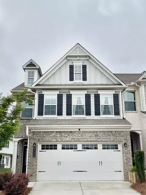 6128 Lanier Harbor Lndg, Buford, GA 30518