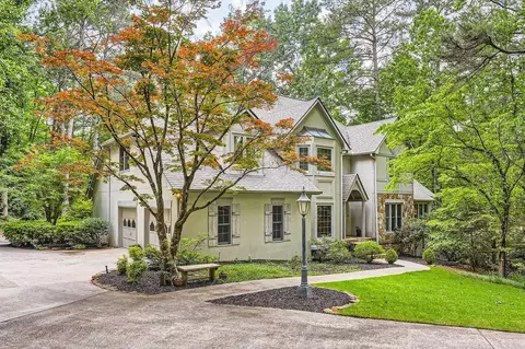5161 Hermitage Dr, Powder Springs, GA 30127