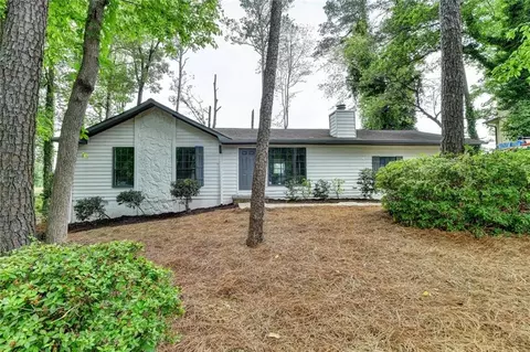 396 Independence Dr, Jonesboro, GA 30238