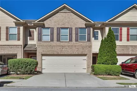 328 Oaktown Ct, Lawrenceville, GA 30044