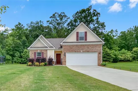 1431 Beckett Dr, Hampton, GA 30228