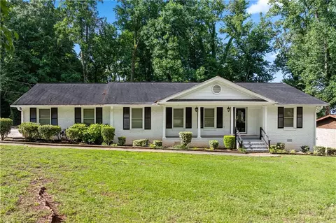 3210 Roseheath Ln, Lithonia, GA 30038