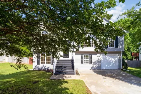 7186 Raintree Loop, Jonesboro, GA 30236